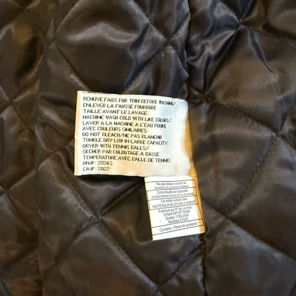 🧥 DKNY Navy Quilted Lined Parka Jacket - Medium - Detachable Faux Fur Hood - Picture 11 of 16